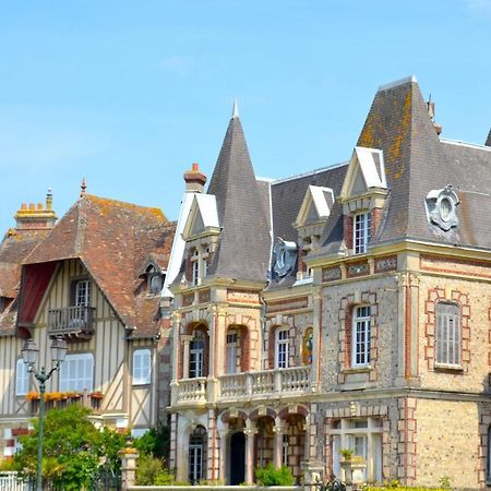 Charmant 2 Pieces A 500 M Des Plages Et Du Centre Cabourg Bagian luar foto